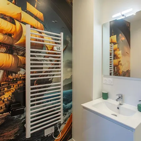 Apartment Le Jules Verne - Cour Et Parking Prive Amiens