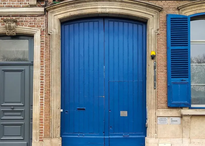 Apartment Le Jules Verne - Cour Et Parking Prive Amiens